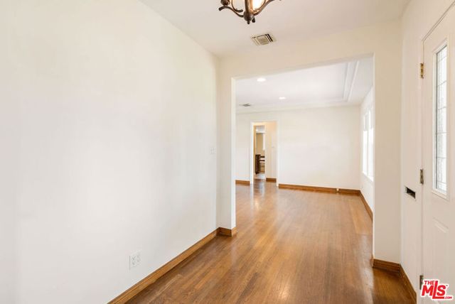 1221 N Frederic Street, Burbank, CA 91505