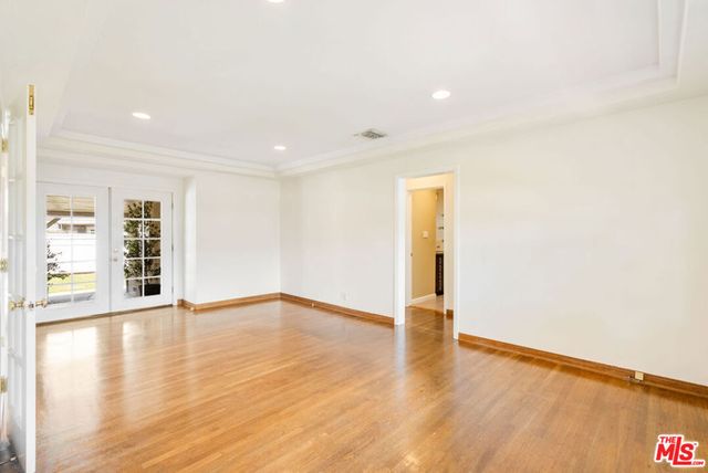 1221 N Frederic Street, Burbank, CA 91505