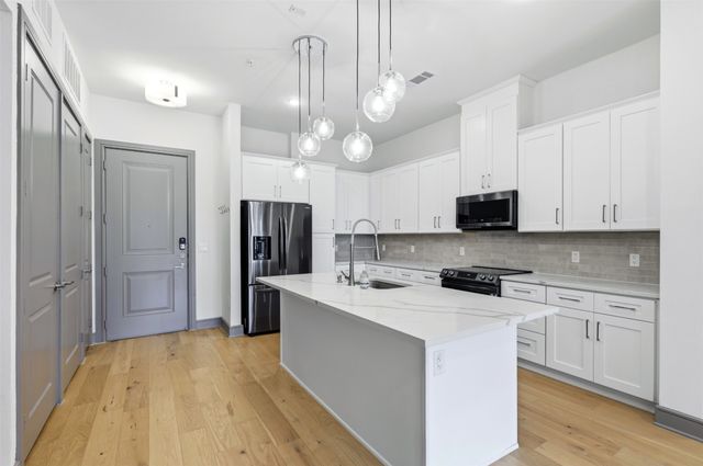 2700 Old Denton Road 1044, Carrollton, TX 75007