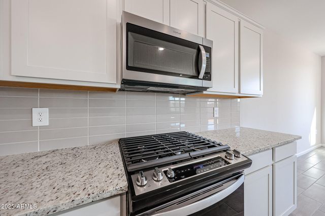 17866 W FULTON Street, Goodyear, AZ 85338