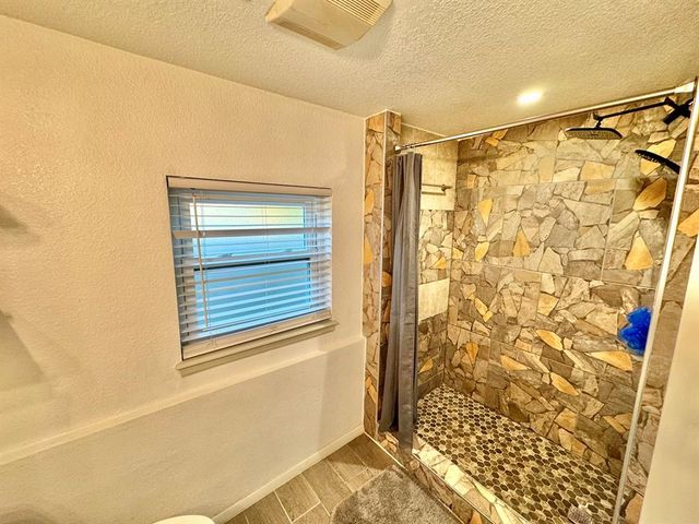 11837 13th Street, Santa Fe, TX 77510