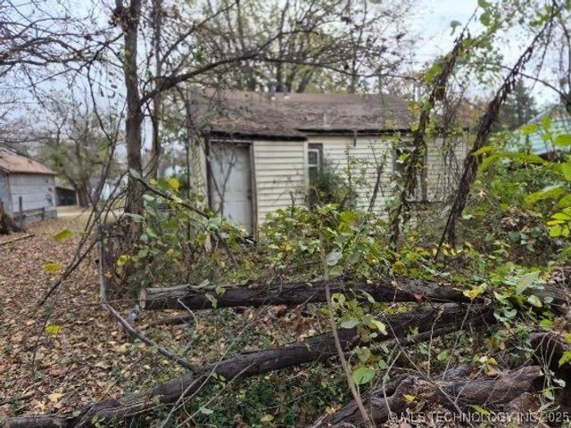 211 N M Street, Muskogee, OK 74403