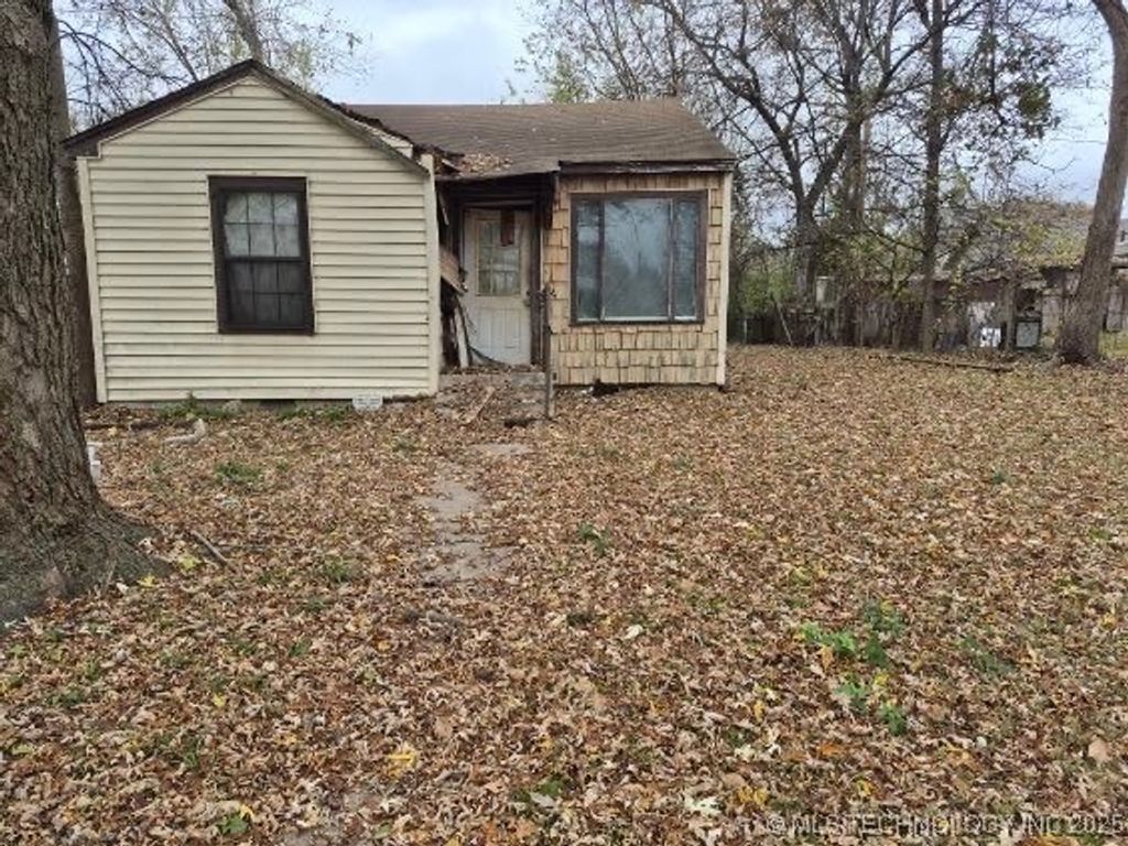 211 N M Street, Muskogee, OK 74403