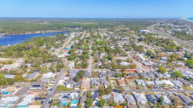 615 Sea Breeze Drive, Panama City Beach, FL 32413