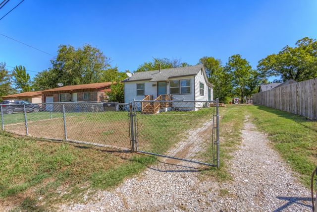 4517 S Waco Avenue, Tulsa, OK 74107