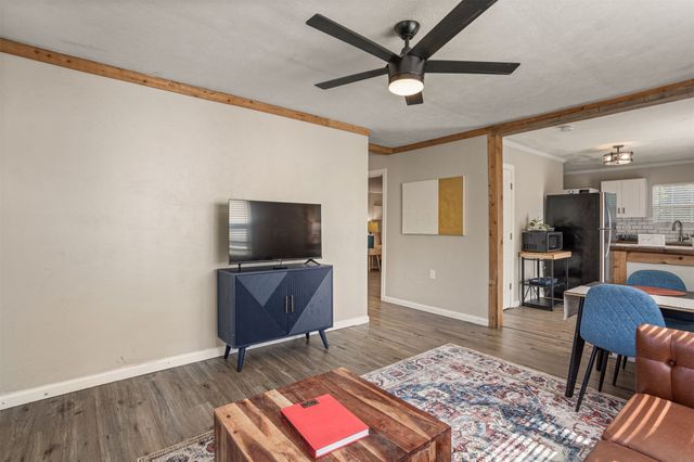 4517 S Waco Avenue, Tulsa, OK 74107