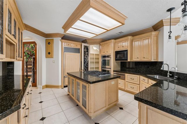 13614 Neils Branch Drive, Houston, TX 77077
