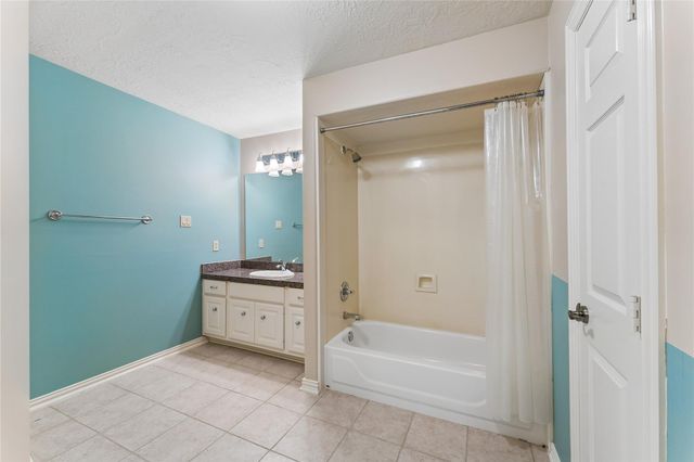 13614 Neils Branch Drive, Houston, TX 77077