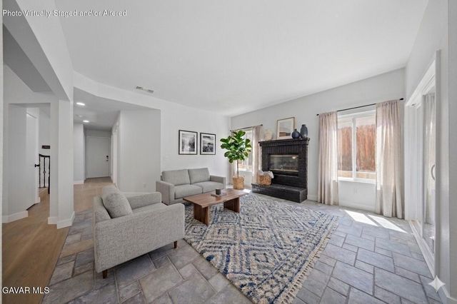 337 Morningside Terrace, Palmdale, CA 93551