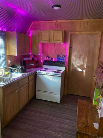 124 W College, A & B Avenue, Monticello, AR 71655