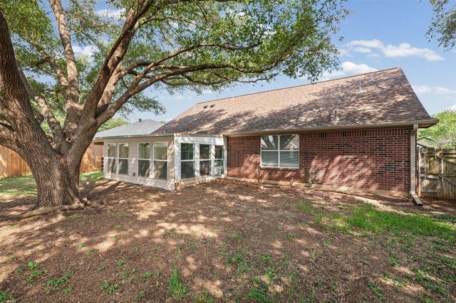 1517 Hayloft Lane, Granbury, TX 76048