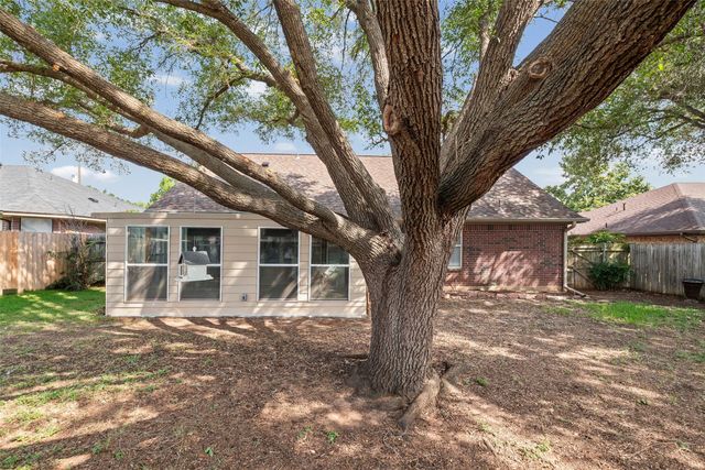 1517 Hayloft Lane, Granbury, TX 76048