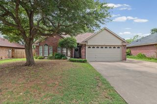 1517 Hayloft Lane, Granbury, TX 76048