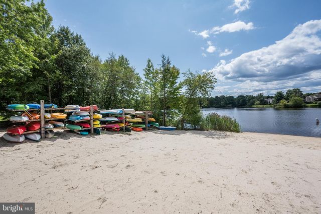 375 WOODLAKE DR, Marlton, NJ 08053