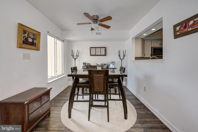 375 WOODLAKE DR, Marlton, NJ 08053