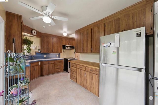 928 Evergreen AVE, San Leandro, CA 94577