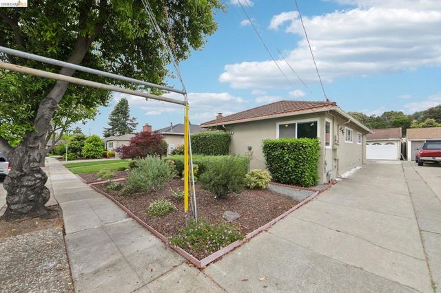928 Evergreen AVE, San Leandro, CA 94577