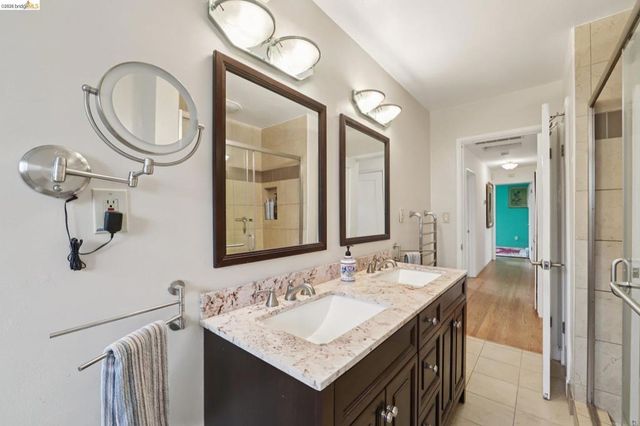 928 Evergreen AVE, San Leandro, CA 94577