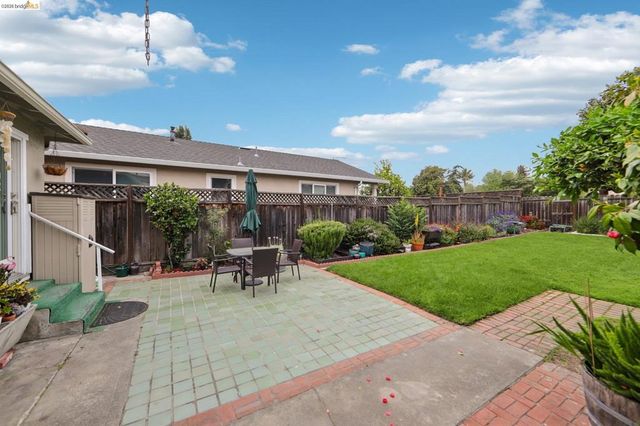 928 Evergreen AVE, San Leandro, CA 94577