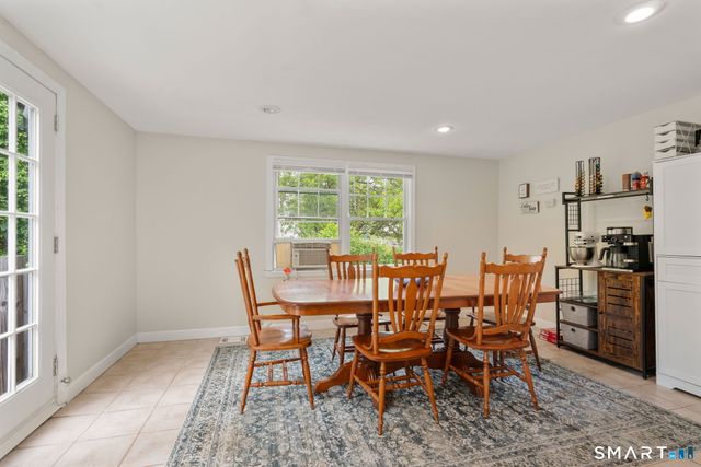 264 Charter Oak Street, Manchester, CT 06040