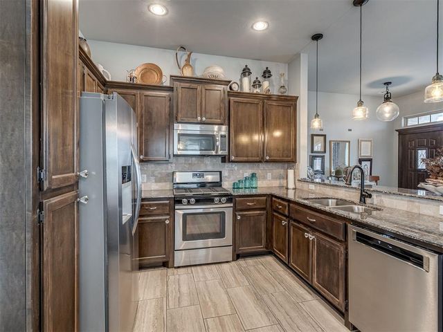 359 Raymond Lane, Piedmont, OK 73078