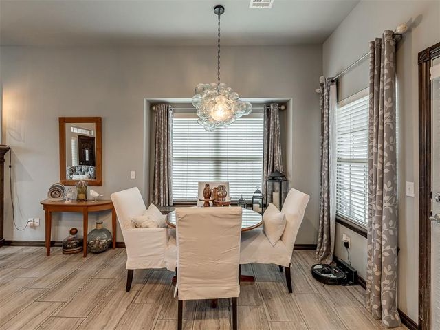 359 Raymond Lane, Piedmont, OK 73078