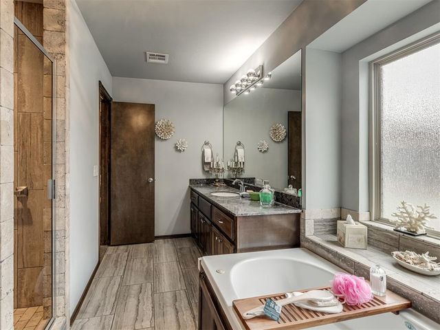 359 Raymond Lane, Piedmont, OK 73078