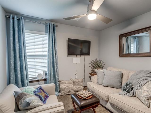 359 Raymond Lane, Piedmont, OK 73078