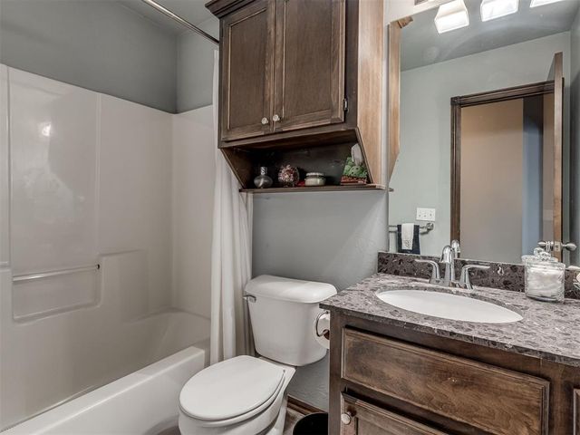 359 Raymond Lane, Piedmont, OK 73078