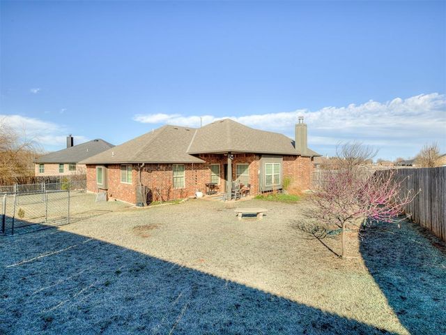 359 Raymond Lane, Piedmont, OK 73078