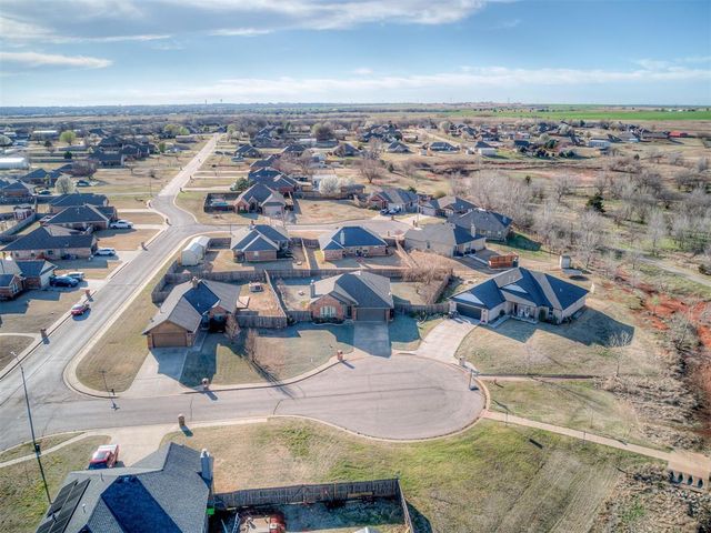 359 Raymond Lane, Piedmont, OK 73078
