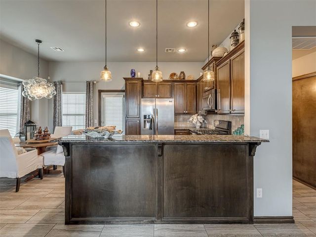 359 Raymond Lane, Piedmont, OK 73078