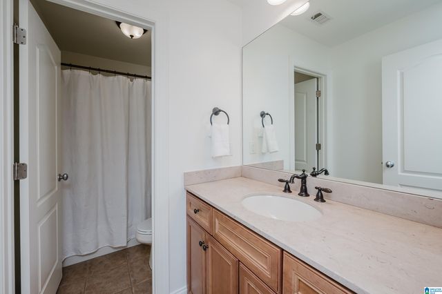 1005 BELVEDERE COVE, Hoover, AL 35242