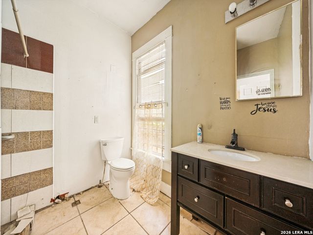 102 ANDERSON AVE, San Antonio, TX 78203