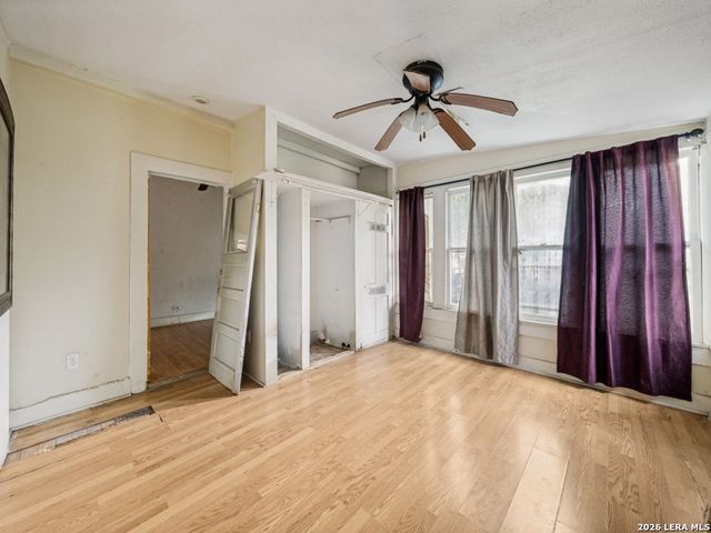 102 ANDERSON AVE, San Antonio, TX 78203