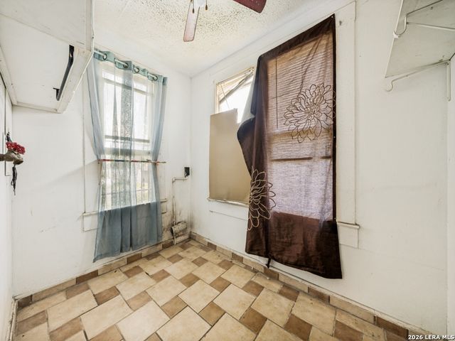 102 ANDERSON AVE, San Antonio, TX 78203