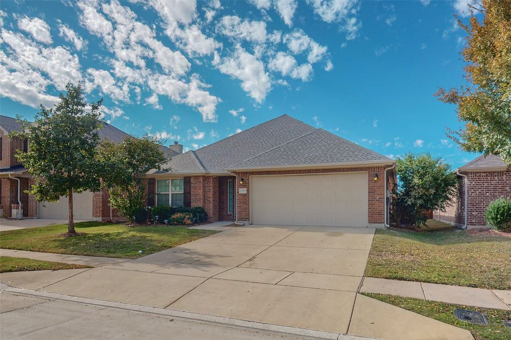 13209 Upland Meadow Court, Fort Worth, TX 76244