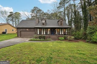 1066 Sea Oats Way SW, Lilburn, GA 30047