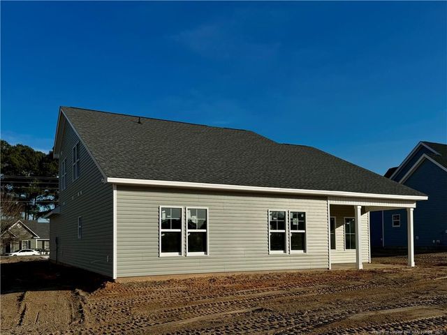 9806 Rockfish Road, Raeford, NC 28376