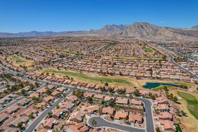 8901 Villa Ridge Drive, Las Vegas, NV 89134