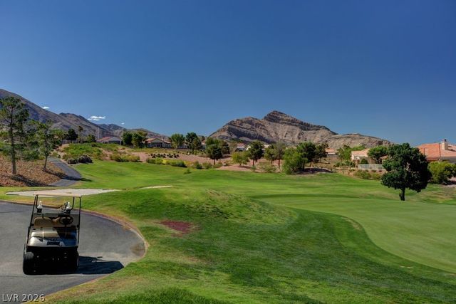 8901 Villa Ridge Drive, Las Vegas, NV 89134