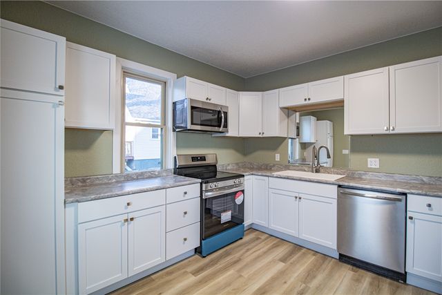 180 21st Street, Marion, IA 52302