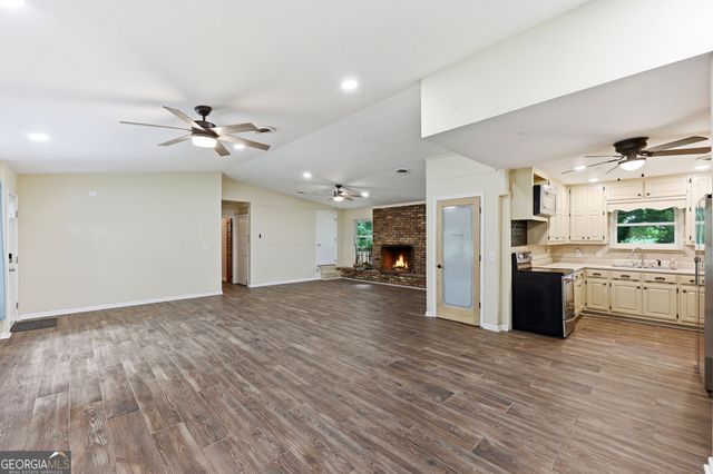 3334 Little Circle, Gainesville, GA 30506