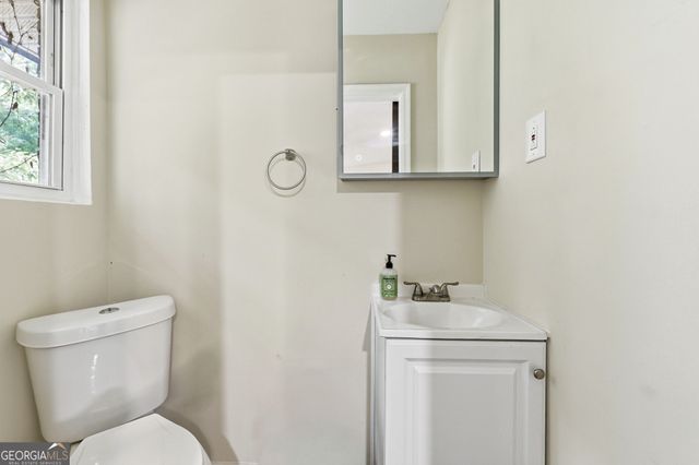 3334 Little Circle, Gainesville, GA 30506