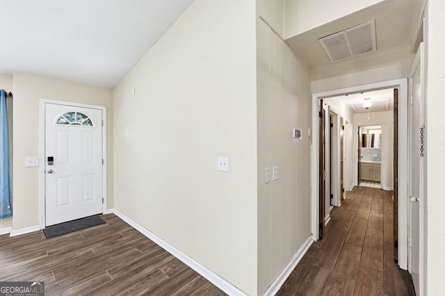 3334 Little Circle, Gainesville, GA 30506