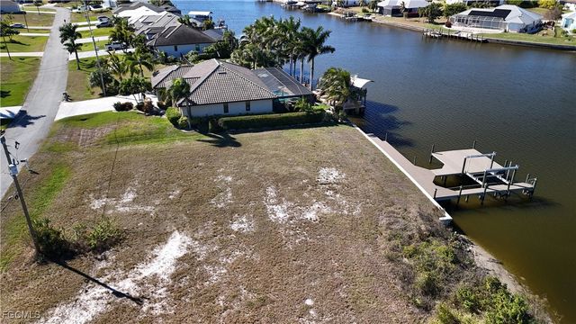3527 NW 21st TER, Cape Coral, FL 33993