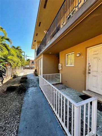 1836 SW 6th St, Miami, FL 33135