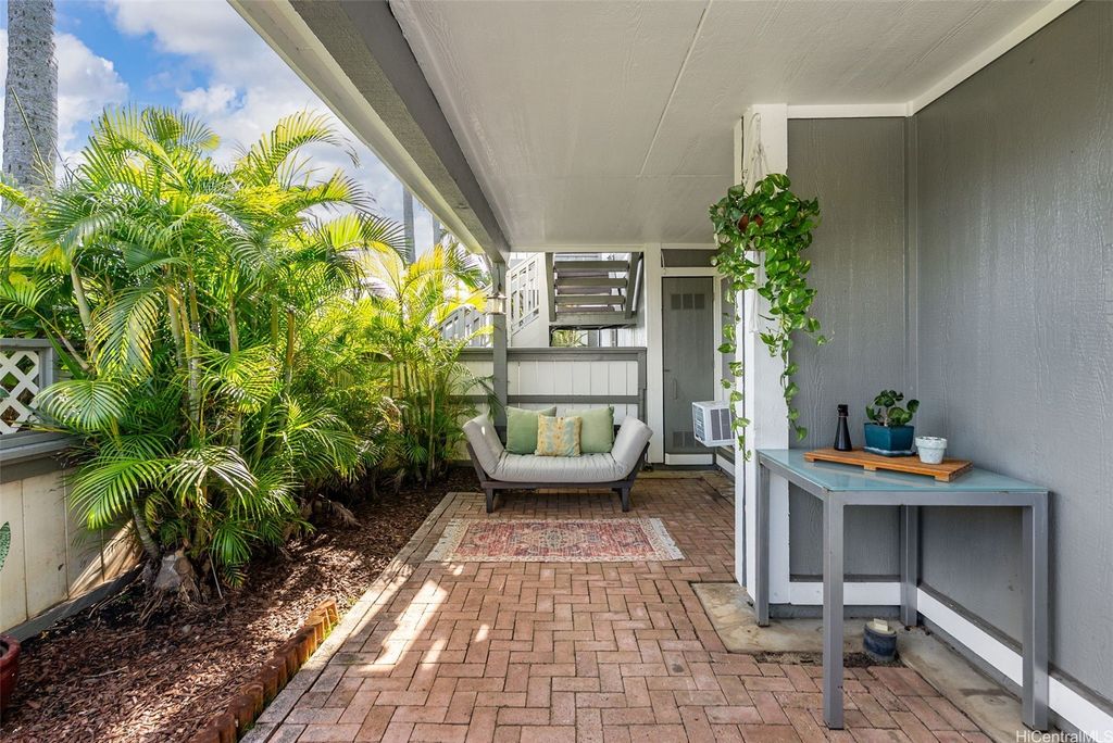 480 Mananai Place 12G, Honolulu, HI 96818