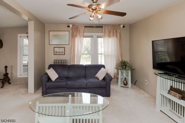 55 Valley St, Knowlton Twp., NJ 07832