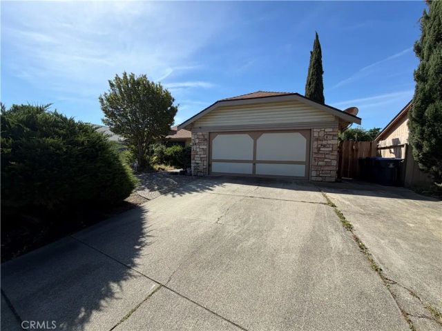 1347 Lois Lane, Suisun City, CA 94585